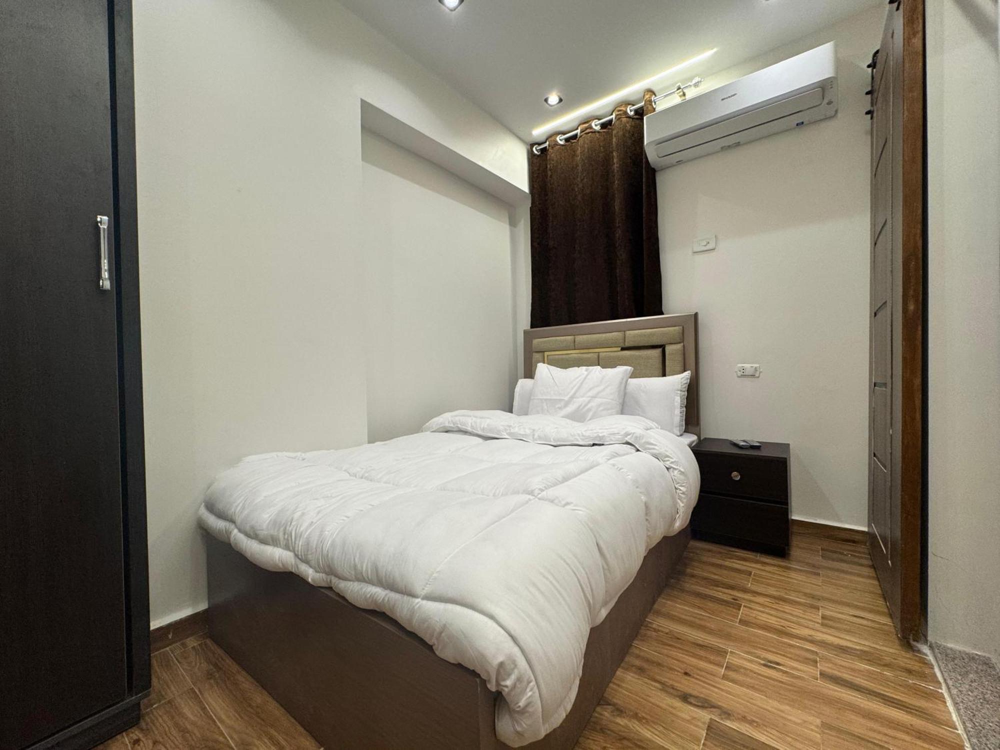 New White Pyramids Inn Ghatati Εξωτερικό φωτογραφία