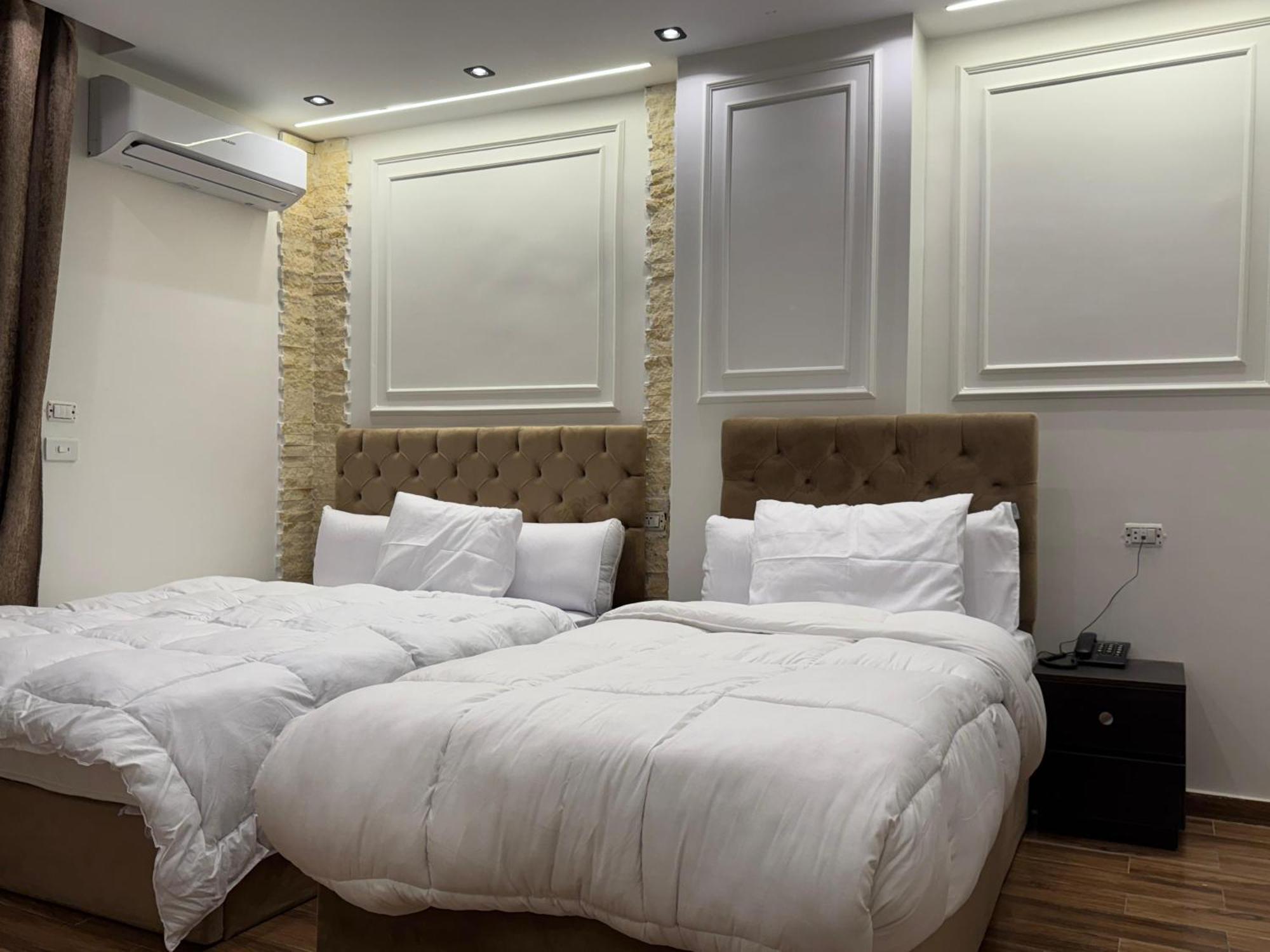 New White Pyramids Inn Ghatati Εξωτερικό φωτογραφία