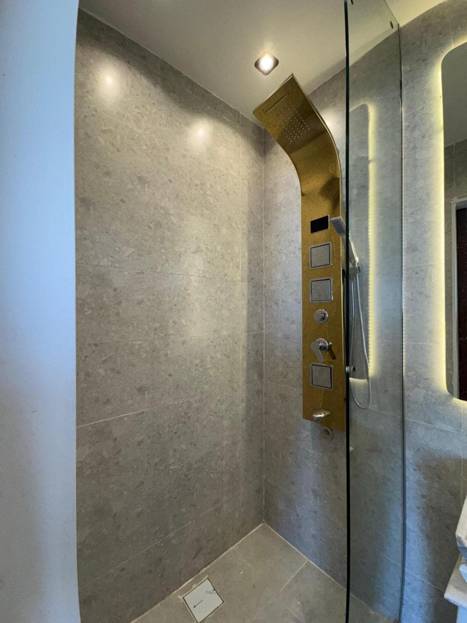 New White Pyramids Inn Ghatati Εξωτερικό φωτογραφία