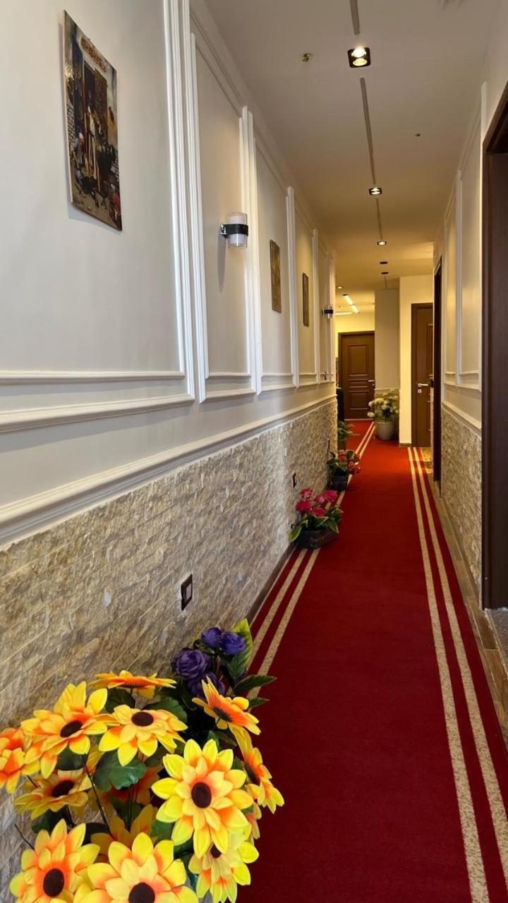 New White Pyramids Inn Ghatati Εξωτερικό φωτογραφία