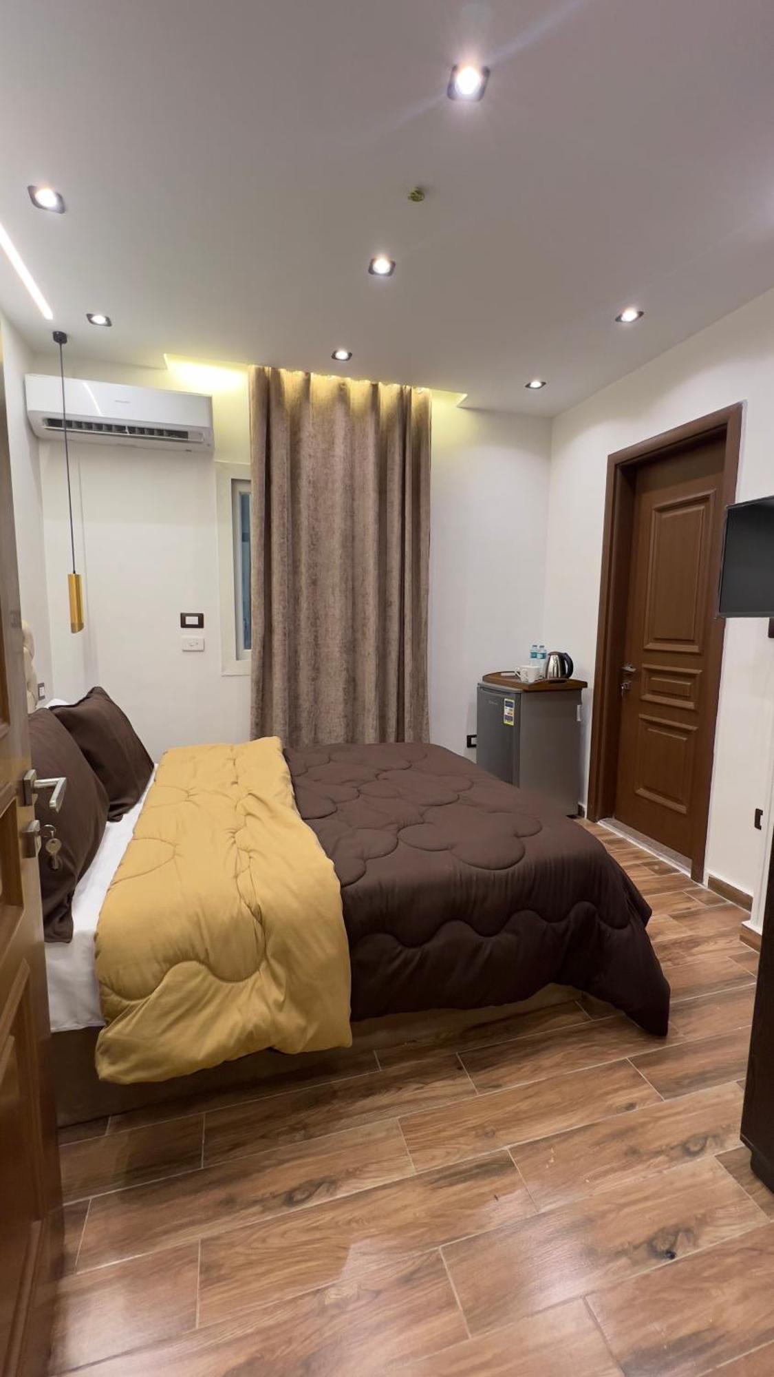 New White Pyramids Inn Ghatati Εξωτερικό φωτογραφία
